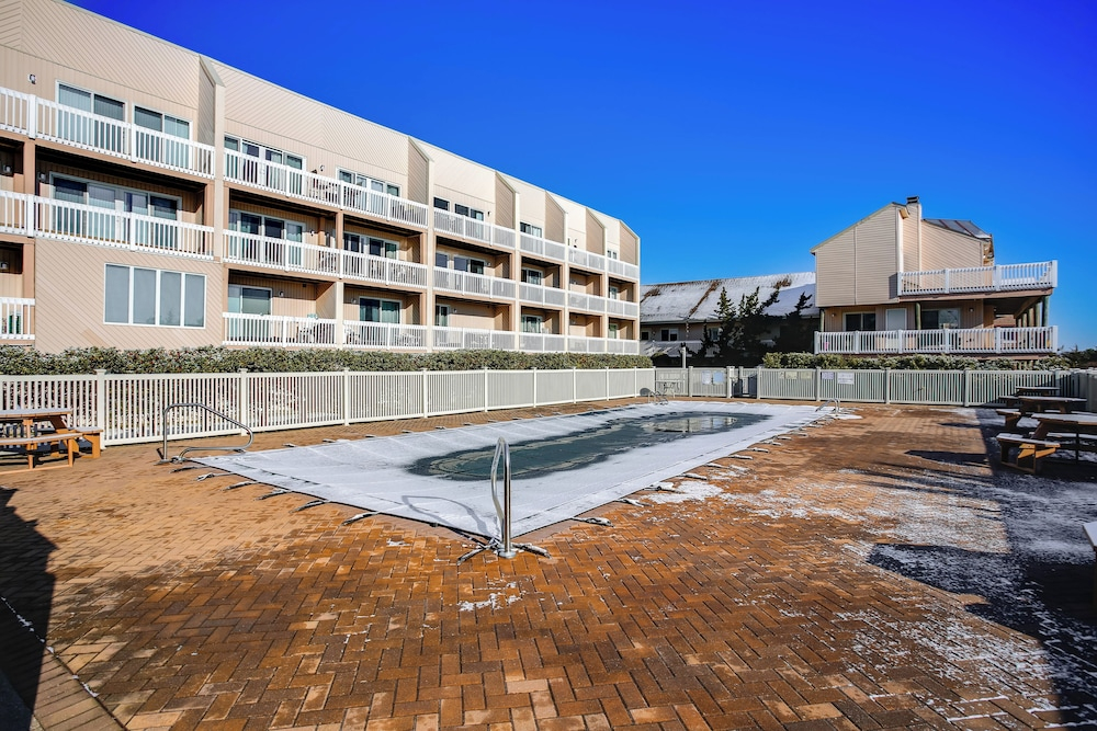 Steps to Brigantine Beach: New Jersey Beach Condo