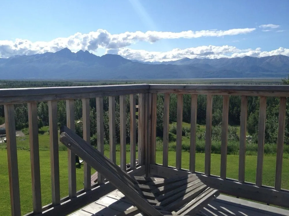 Pioneer Ridge B&B Inn