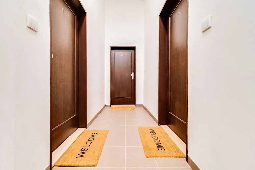 Bright Prague Castle Apartments