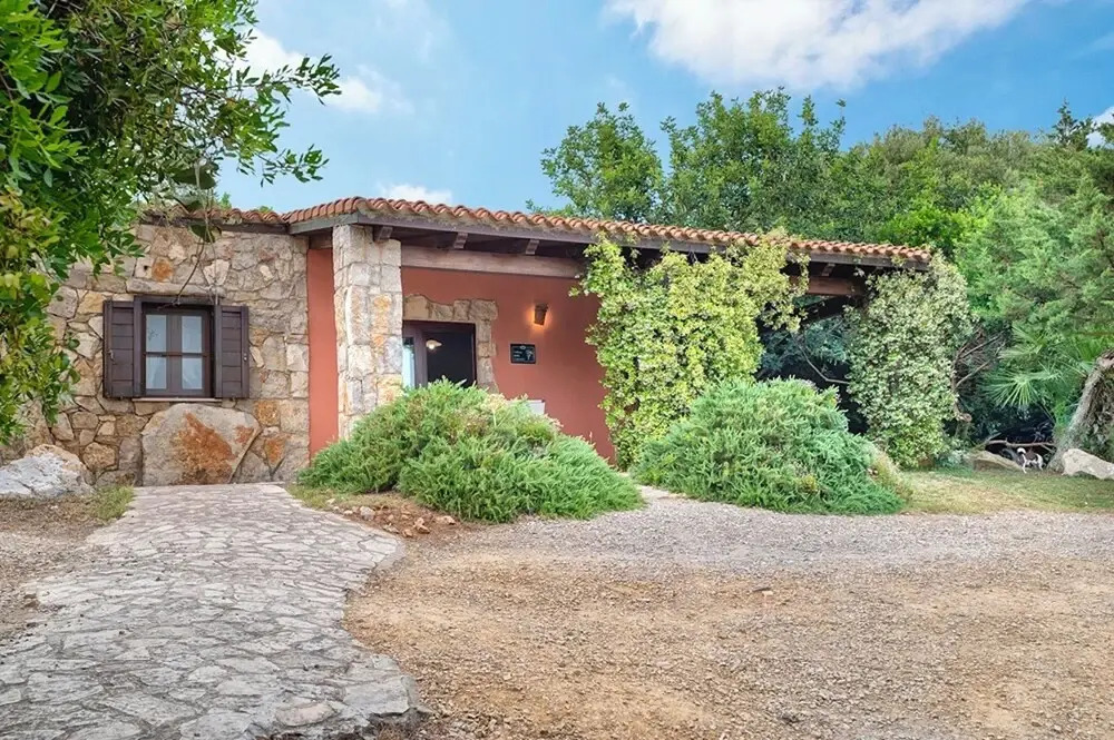 ISA - Residence with swimming pool a few minutes from Alghero