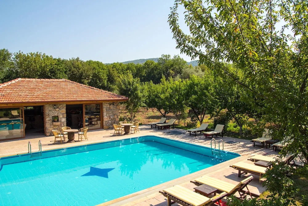 Doga Apartments