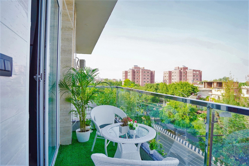 FabHotel F9 Noida Sector 56