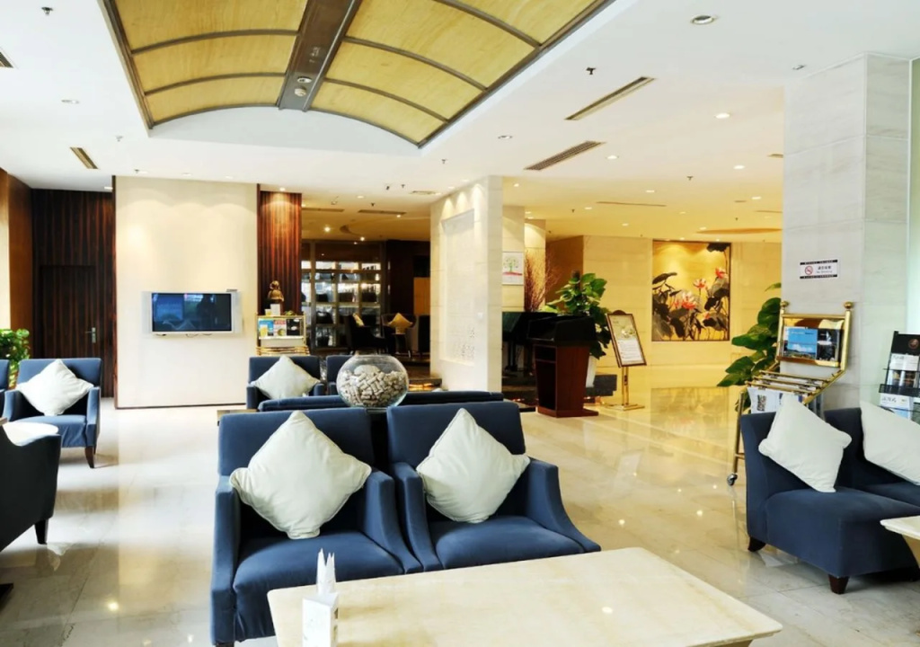 Sovereign Hotel