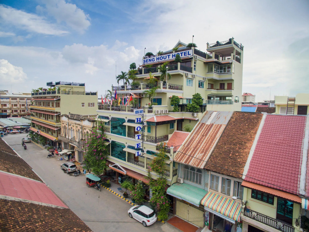 Seng Hout Hotel