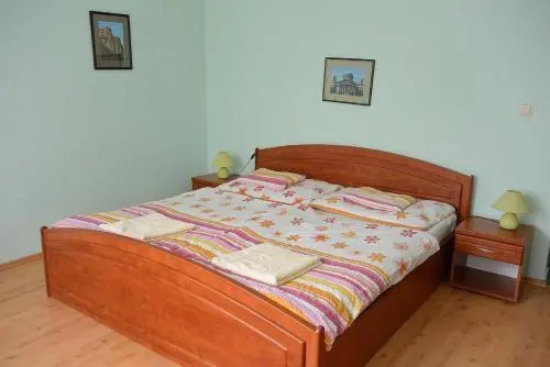 Sasi Panzió 2