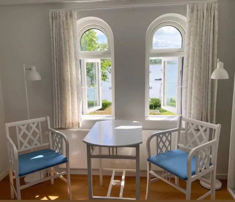 Troense Bed and Breakfast by the sea