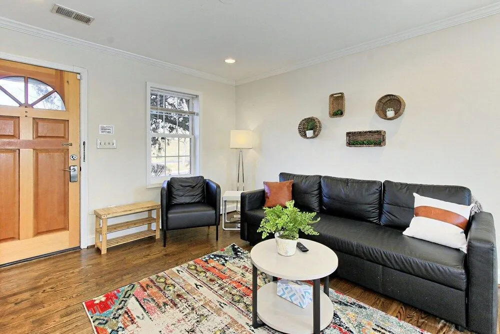 Beautiful 3br/2ba Colonial House | CozySuites