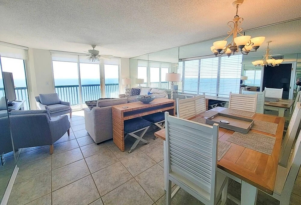 Ashworth 1801 4 Bedroom Condo by RedAwning, North Myrtle Beach