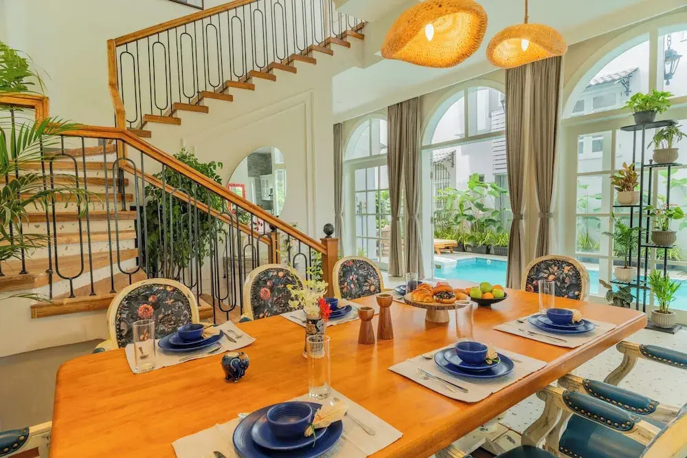Esh Cottages Birch | Hillside 4-BHK Hideaway With Lush Garden, Common Pool, & Gaming Zone