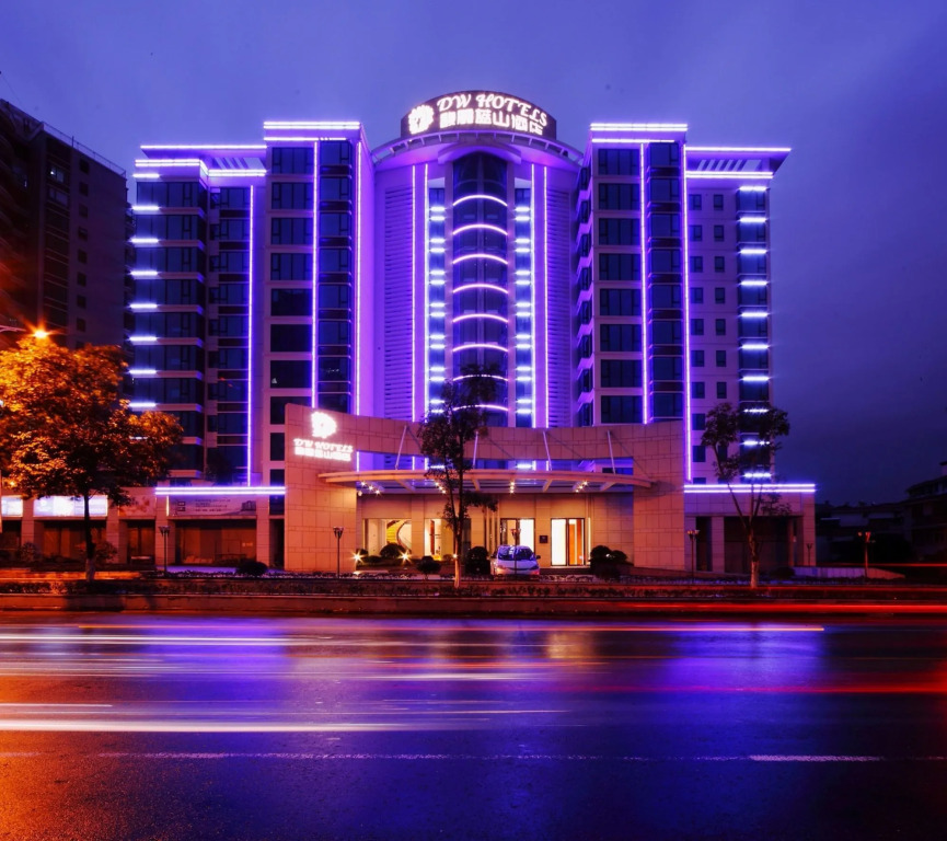 DW Hotel