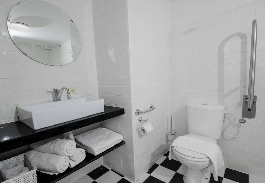 Metulla Travel Hotel
