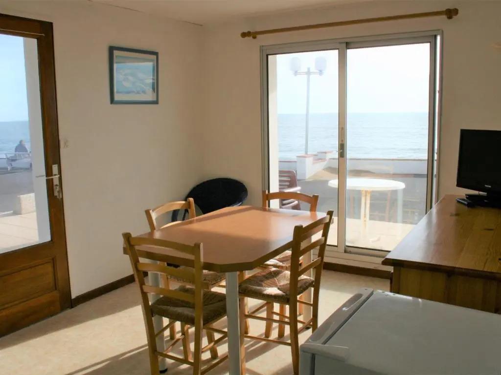 Appartement La Tranche-sur-Mer, 3 pièces, 4 personnes - FR-1-22-160