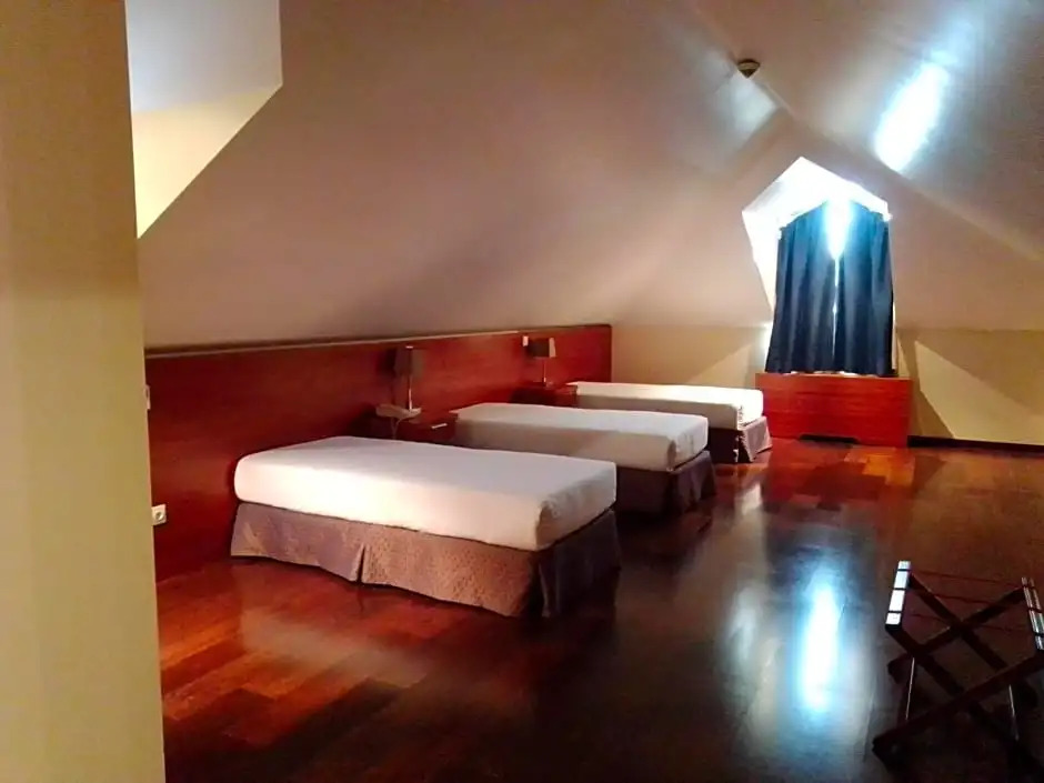 Hotel Acez