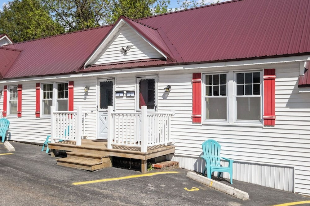Littleton Motel