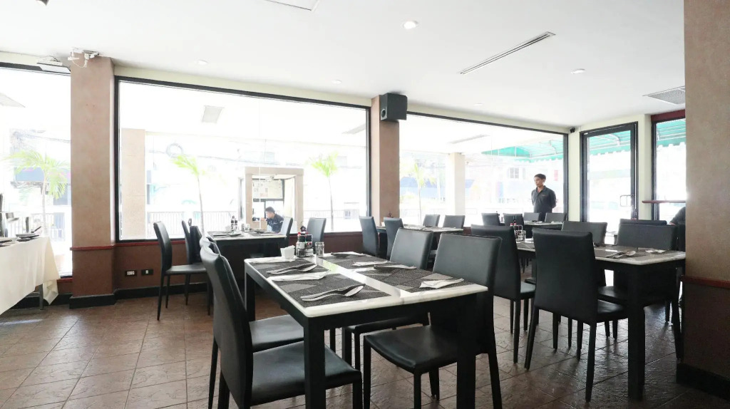 Admiral Suites Executive Serviced Apartment