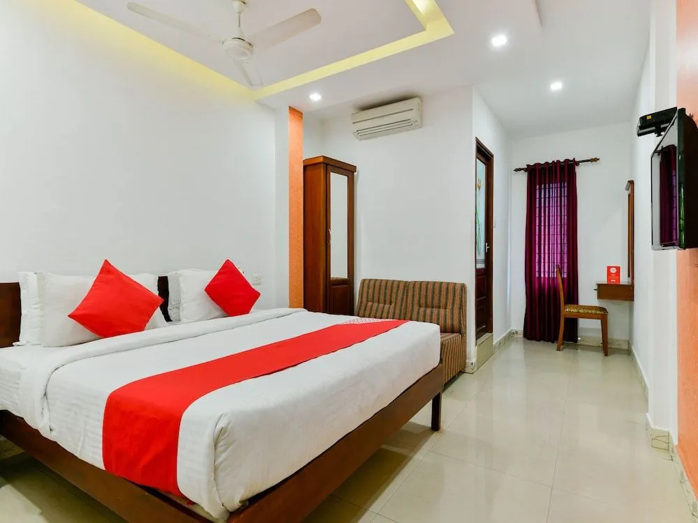 Townhouse City Center Ernakulam