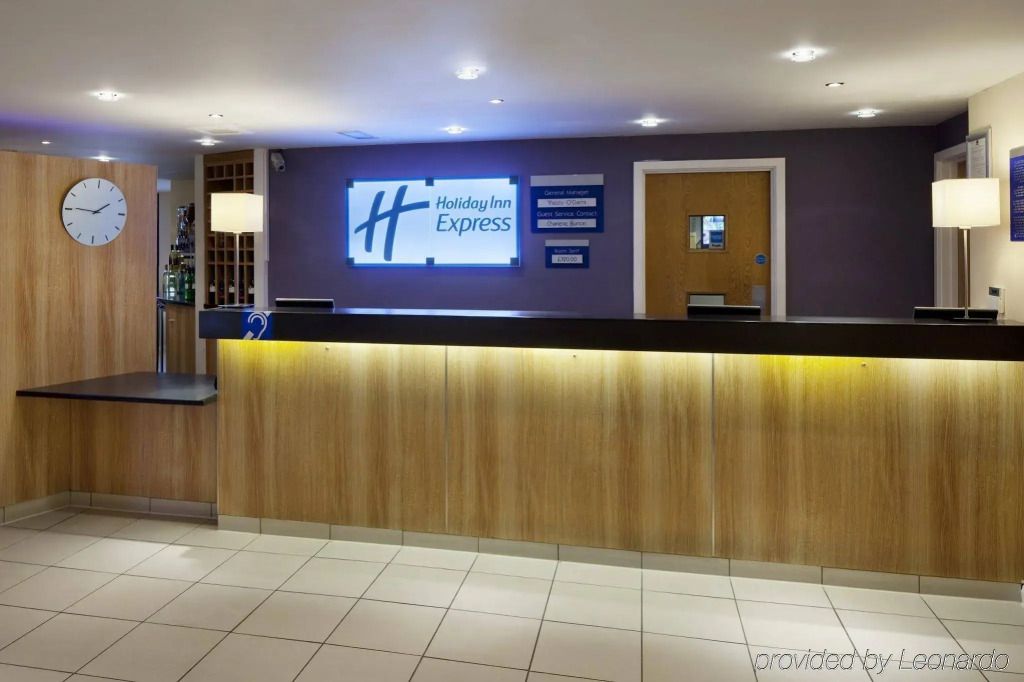 Holiday Inn Express Portsmouth Gunwharf Quays by IHG
