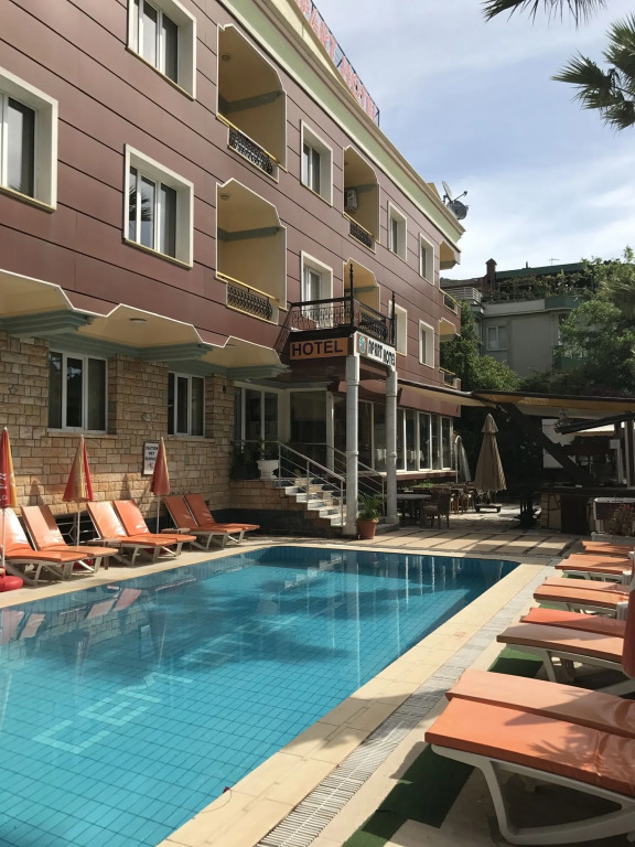 Marina Apart Hotel