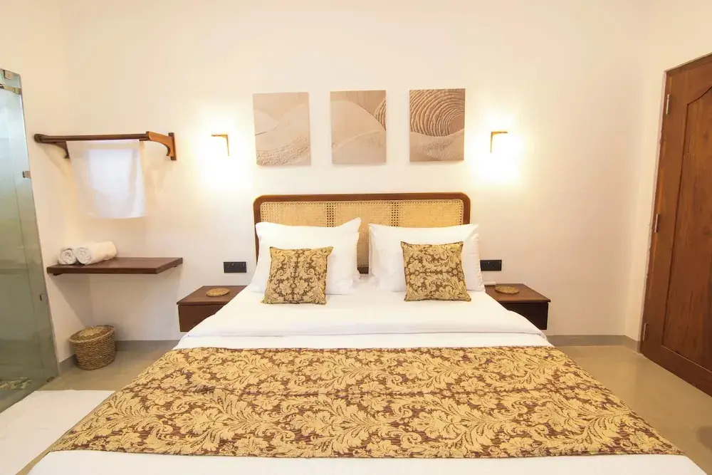 Sand Cliff Villa