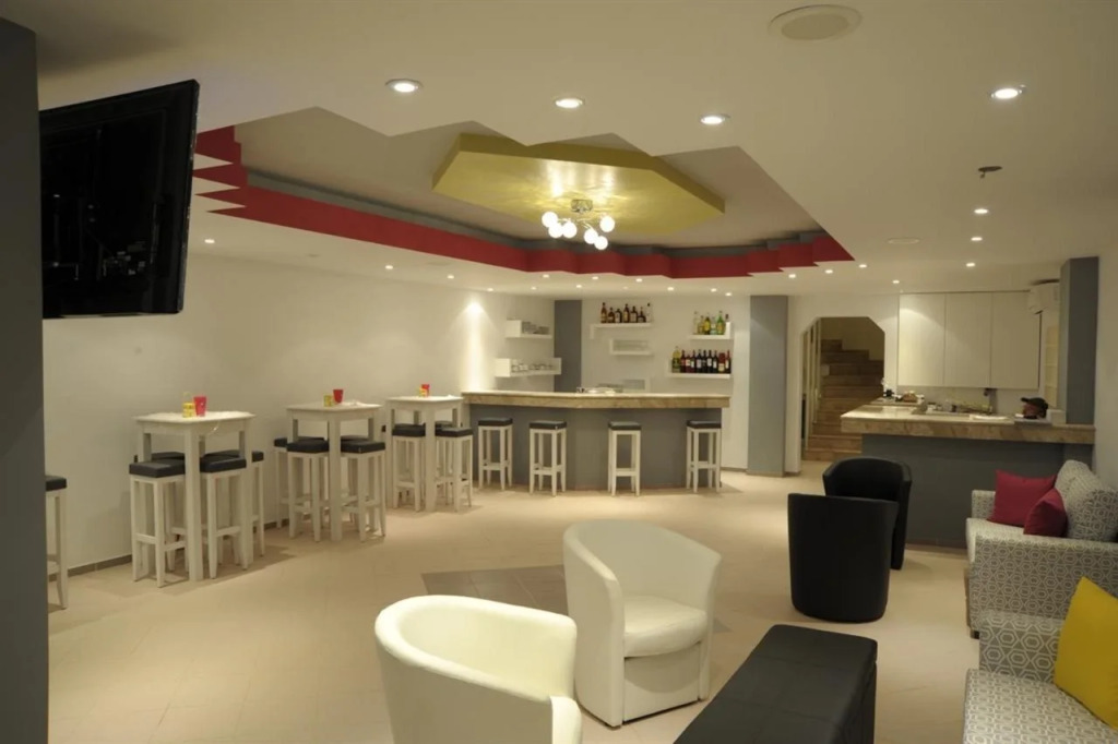 Evalia Apartments