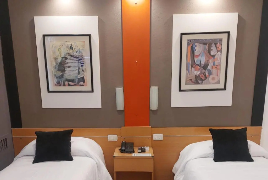 Sarmiento Palace Hotel