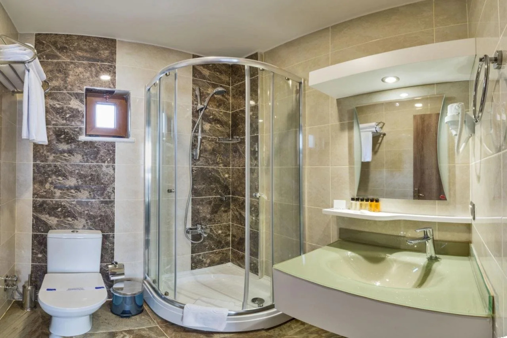 Alphonse Hotel