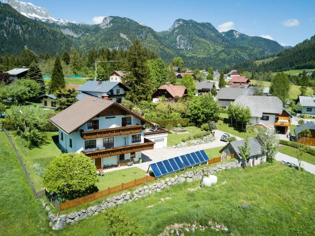 Ferienwohnung Hierzegger