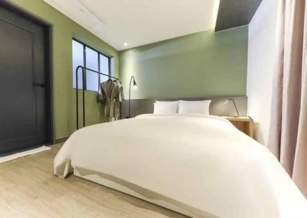 CS Plaza Hotel