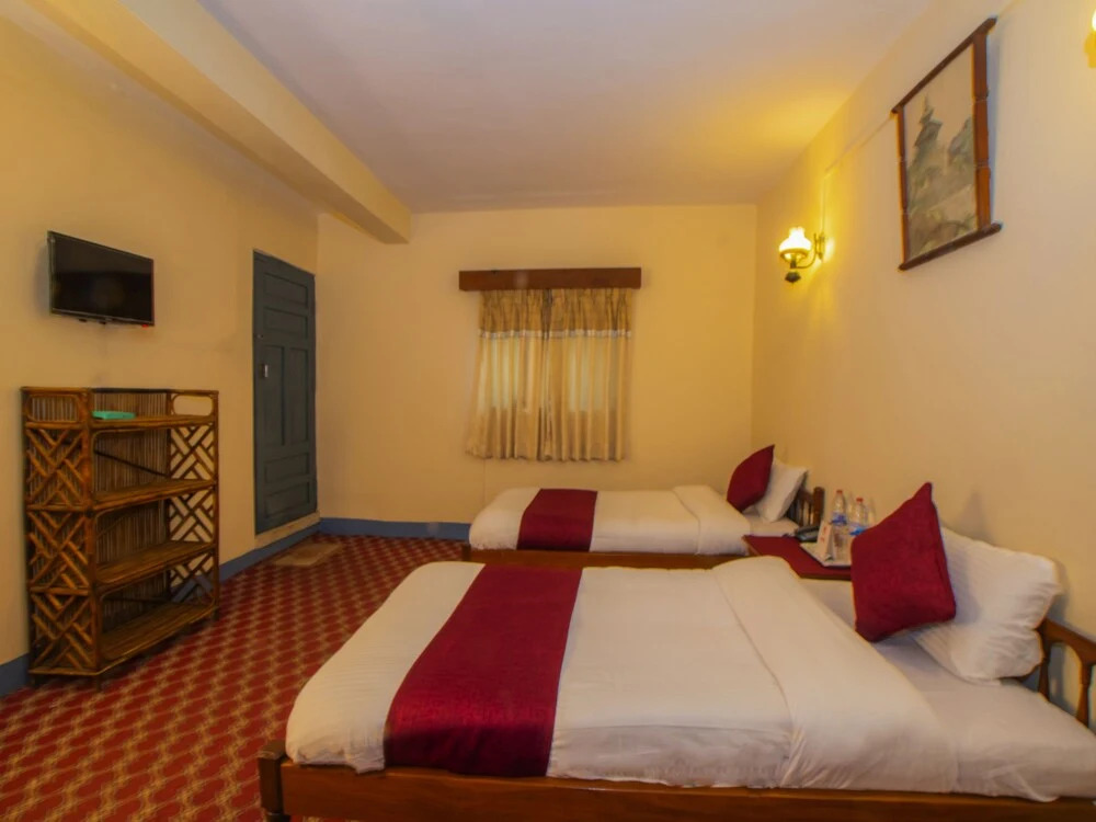 Oyo 301 Hotel Monal