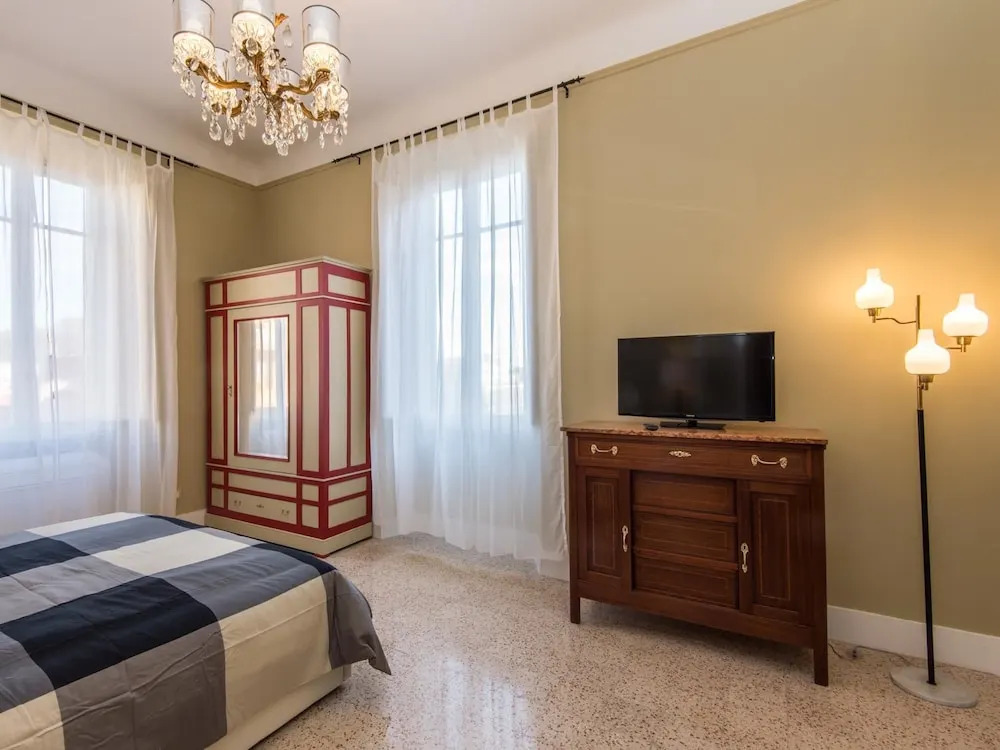 RSH Trastevere Bright Enchanting Apartment