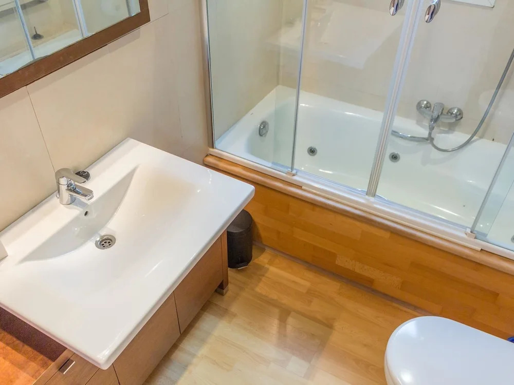 Beautiful Villa With Private Swimming Pool at 1,5 km From the Beach