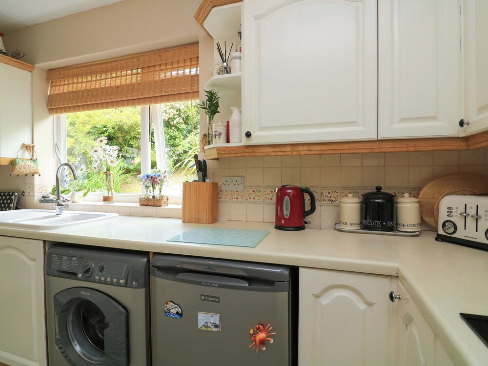3 Chantry Hill