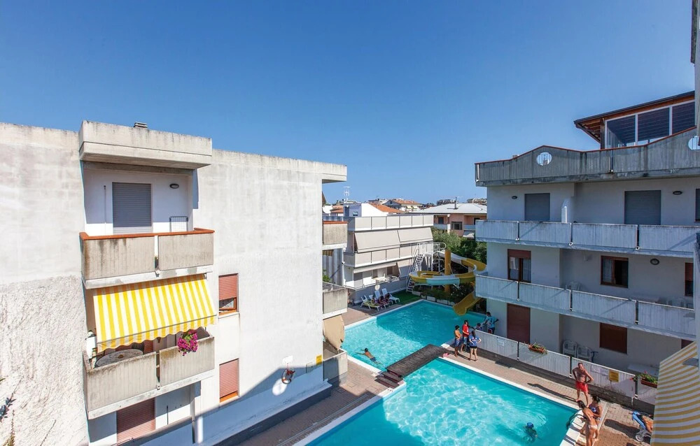 Nice Apartment in Alba Adriatica With Outdoor Swimming Pool, Wifi and 1 Bedrooms