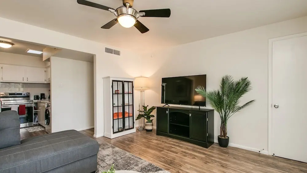Cozy Arcadia Hideaway W/charm & Style!