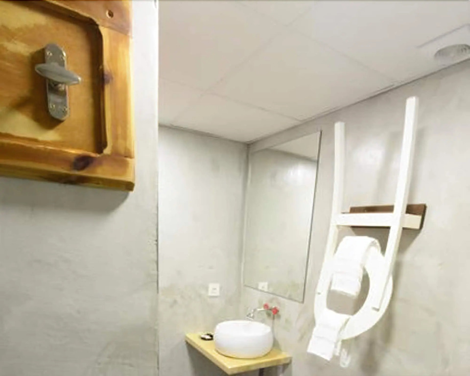 Tomate Rooms