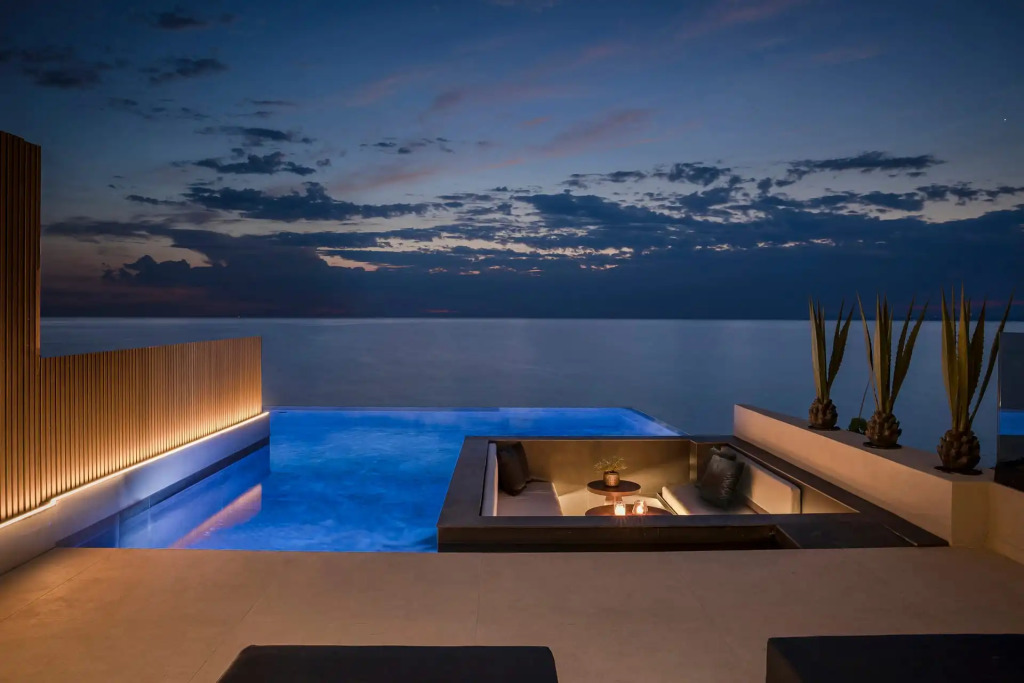 SEA ZANTE Luxury Beachfront Retreat