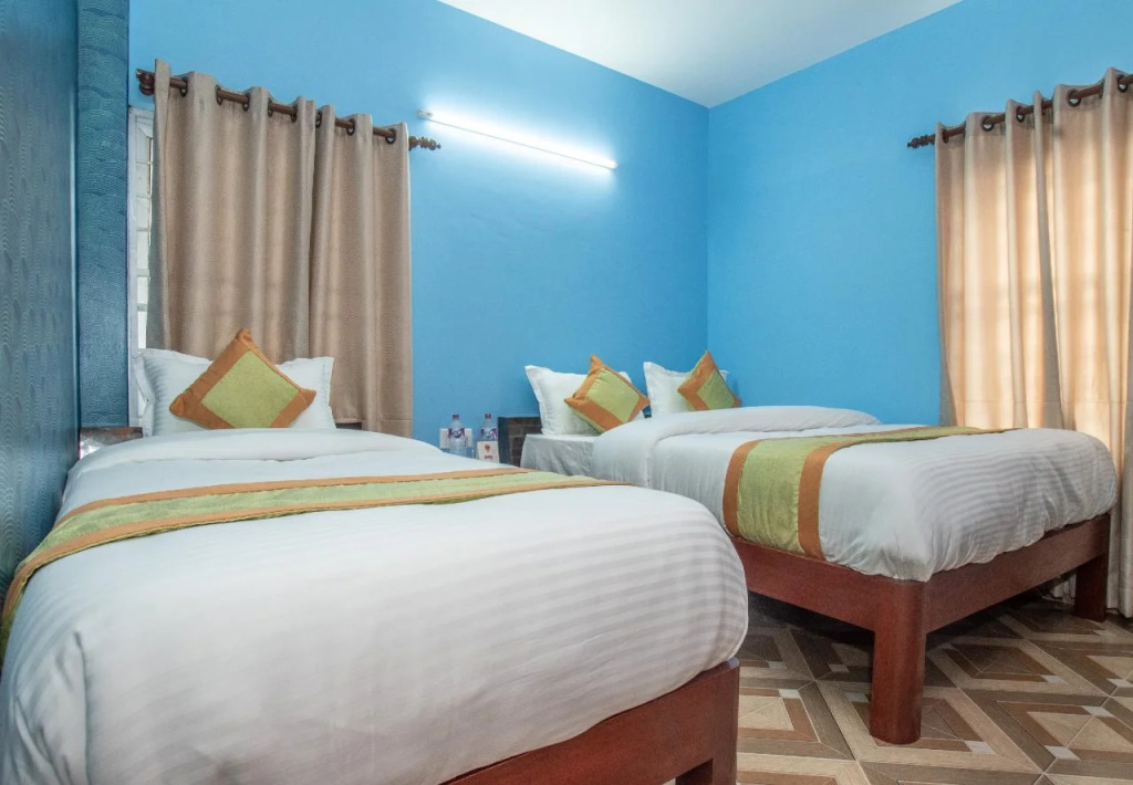 Hotel Omega By OYO Rooms