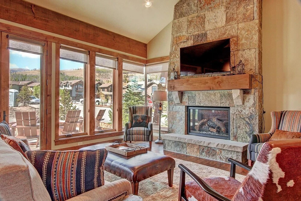 The Shores Lodge 3 Bedrooms 3.5 Bathrooms Home