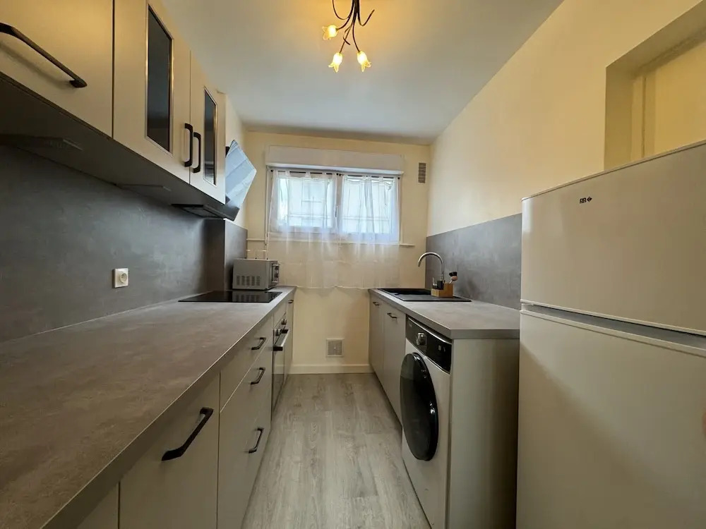 Apartment Near Le Mans Circuit