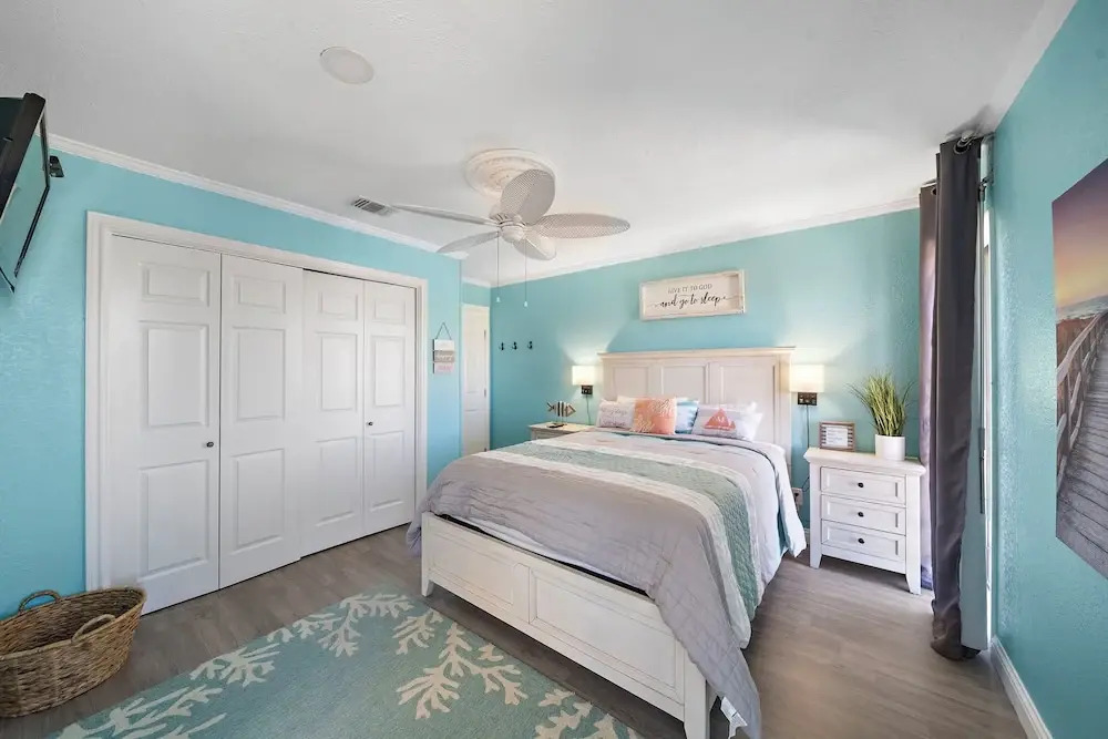 Captain's Manor by Ryson Vacation Rentals