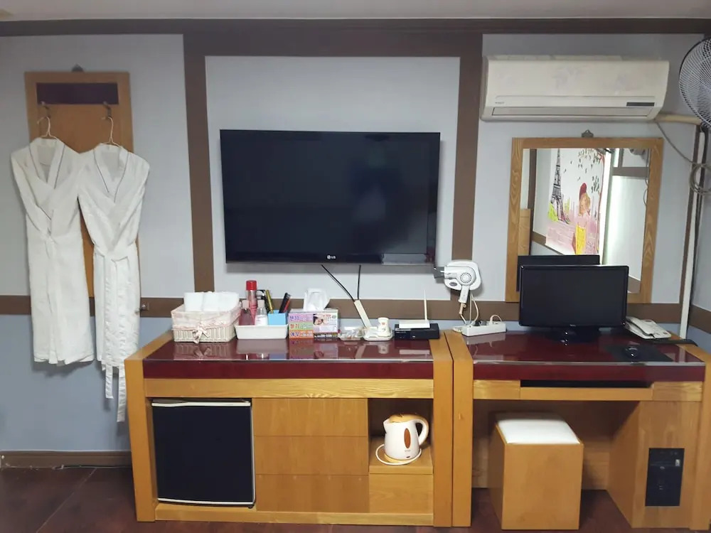 Century Motel