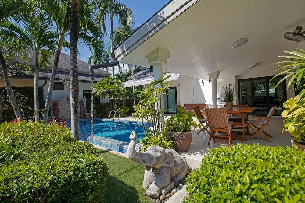 Unique Garden 3br private pool Villa