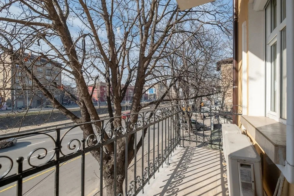 FM Deluxe 2-BDR Apartment - Fantastic Stay