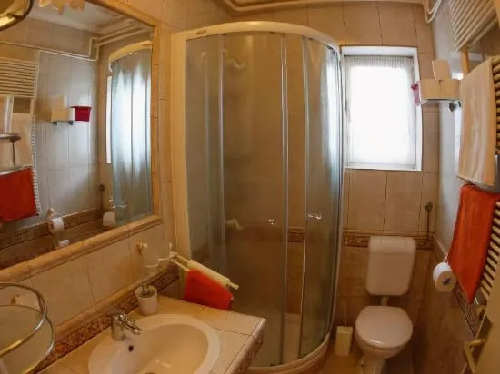 Rooms Beros
