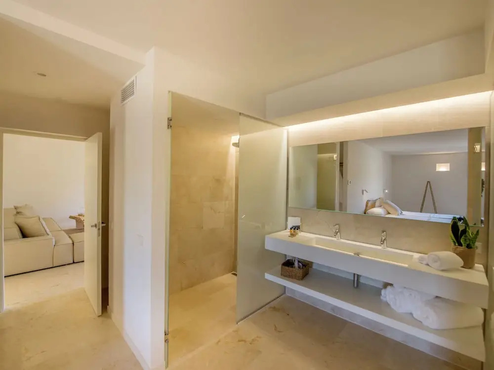 Mesmirizing Cottage in St Llorenç des Cardassar With Swimming Pool