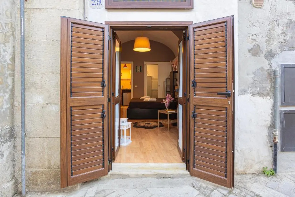 Dimora D'Amuri Cozy Studio near Duomo