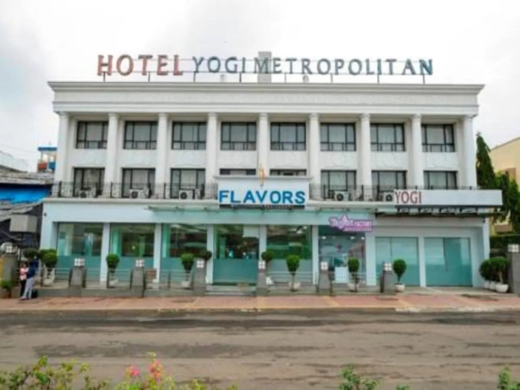 Yogi Metropolitan