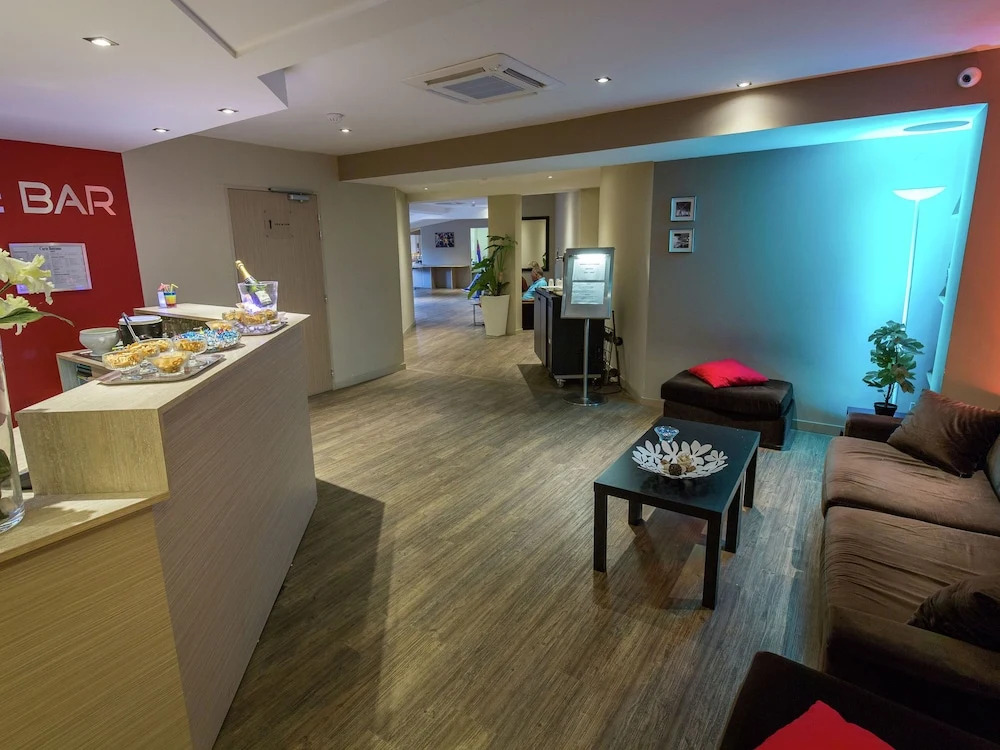Comfortable Apartment With Dishwasher, on the Côte D'azur