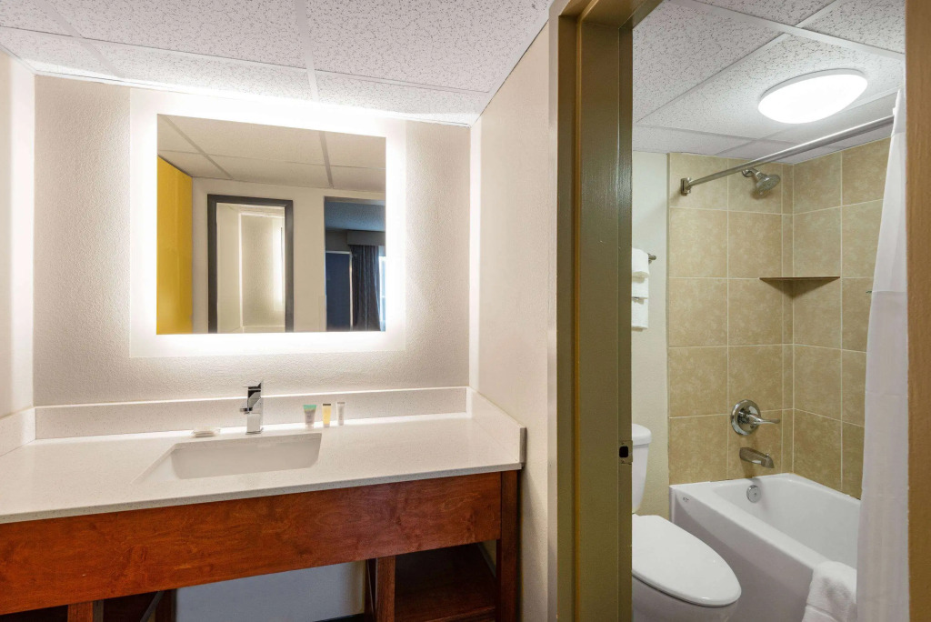 Days Inn by Wyndham Charlottesville/University Area