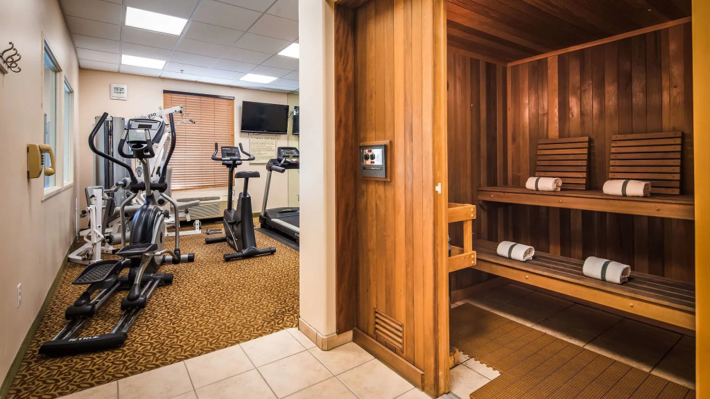 Best Western Plus Country Park Hotel